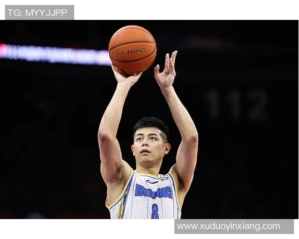 方硕在篮球赛场的崛起与挑战揭秘他的职业生涯与未来发展方向